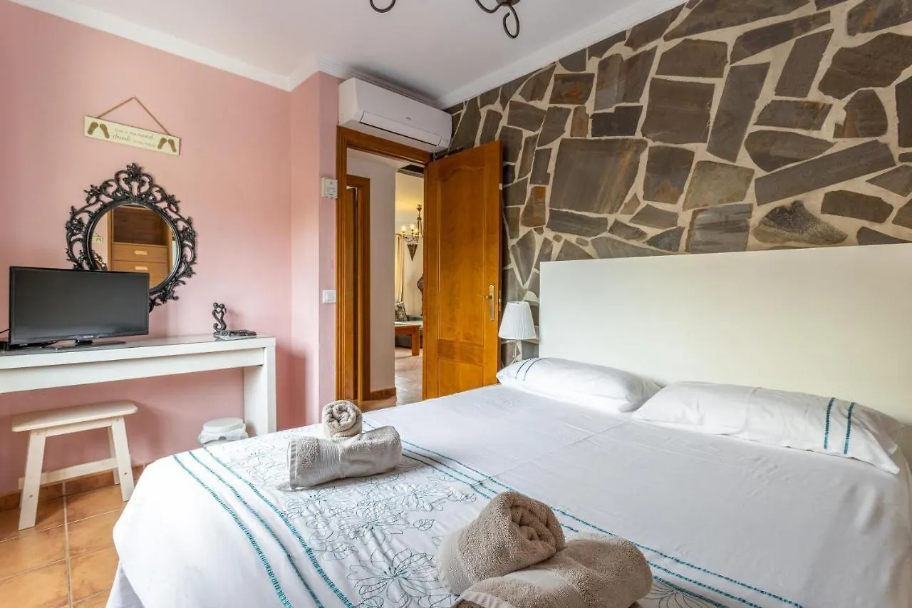 Two Bed Apartment Near Burriana Nerja 0*,